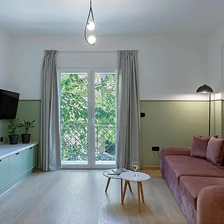 Aparthotel Acro Urban 4*