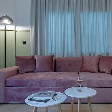 Aparthotel Acro Urban 4*