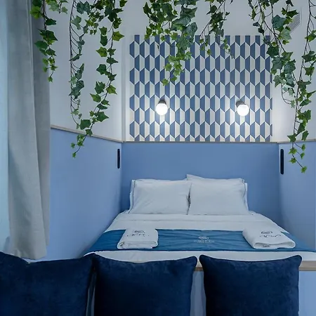 Acro Urban Aparthotel 4*